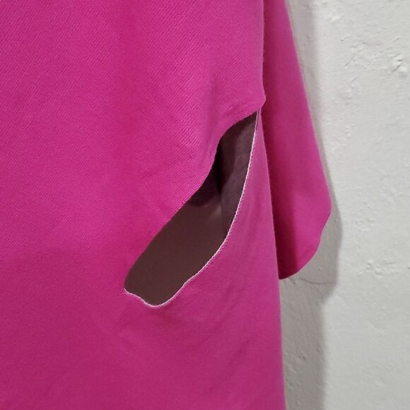 Chicos 4 Way Travel Wrap Cape in Reversible Pink One Size Fits Most - Picture 7 of 16